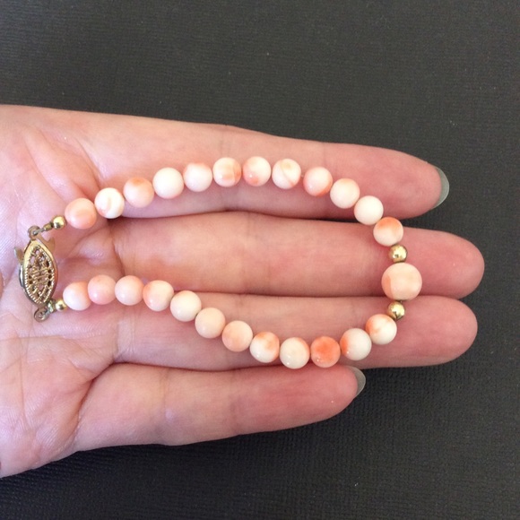 Vintage natural pink coral bracelet. - Picture 3 of 5